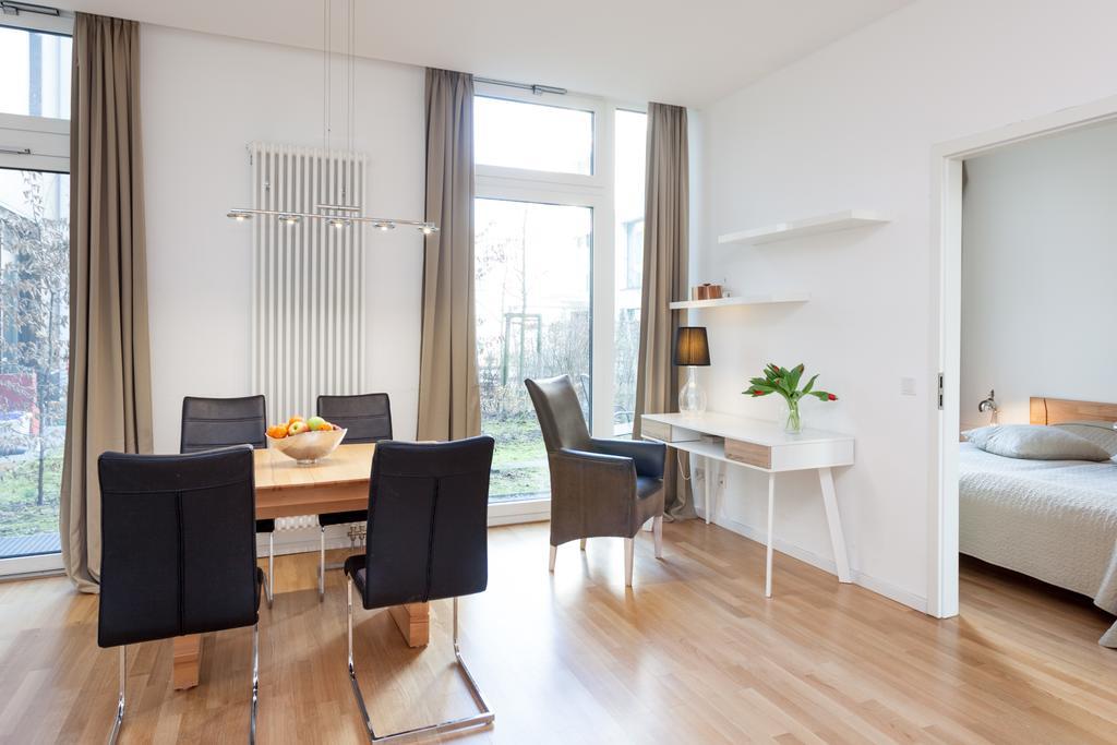 Modern Apartment In The Luxury Complex Marthashof Berlin Room photo
