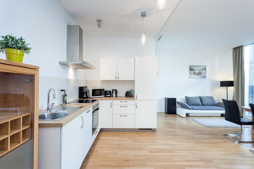Modern Apartment In The Luxury Complex Marthashof Berlin Room photo