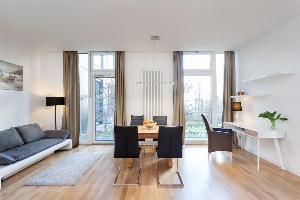 Modern Apartment In The Luxury Complex Marthashof Berlin Room photo